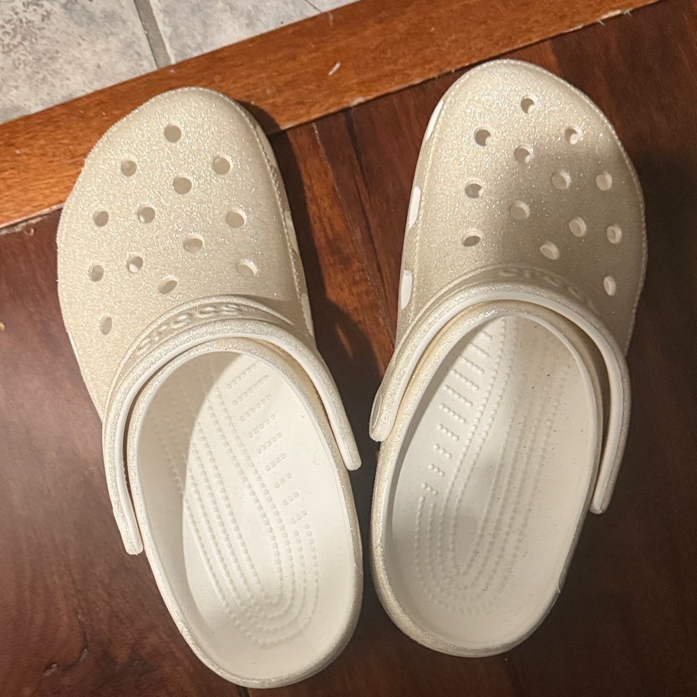 CROCS Kids' Glitter Clogs in Sparkling Cream